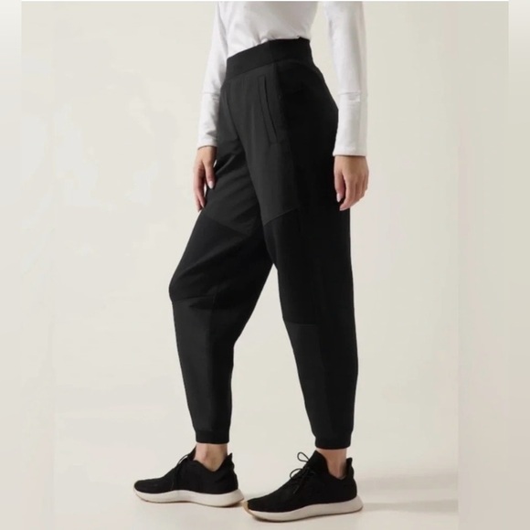 Athleta Get Set Hybrid Jogger - Picture 5 of 14